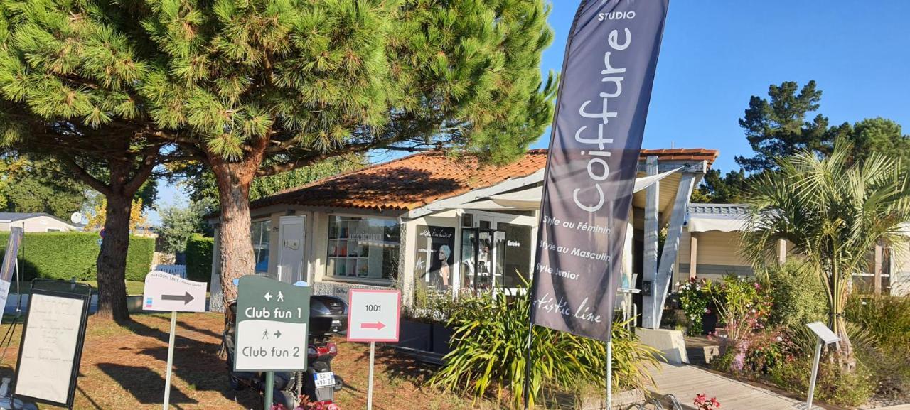 Mobilhome 2Ch Climatise-Terrasse Fermee-4 Velos-Camping 4 Etoiles Les Charmettes Les Mathes Kültér fotó