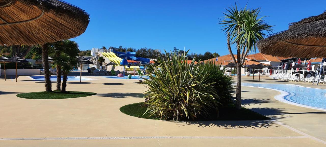 Mobilhome 2Ch Climatise-Terrasse Fermee-4 Velos-Camping 4 Etoiles Les Charmettes Les Mathes Kültér fotó
