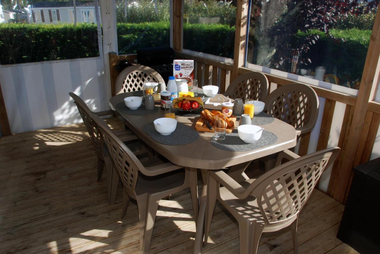 Mobilhome 2Ch Climatise-Terrasse Fermee-4 Velos-Camping 4 Etoiles Les Charmettes Les Mathes Kültér fotó