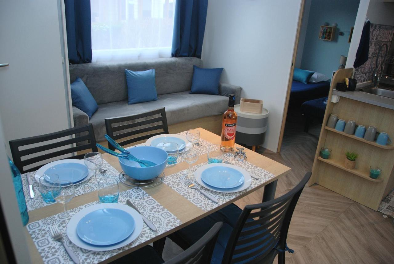 Mobilhome 2Ch Climatise-Terrasse Fermee-4 Velos-Camping 4 Etoiles Les Charmettes Les Mathes Kültér fotó